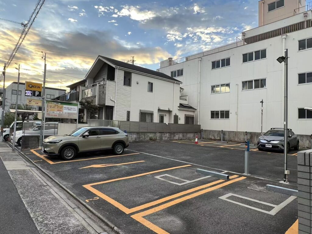 ワイティーエム YTM 看板のことならワイティーエム カンバン製造 space24 space二十四 コインパーキング設備 コインパーキング看板 SPACE シード PARKINGPAY 看板製作のワイティーエム チケパ ステパ シード 駐車場建設 二川 豊橋 名古屋 愛知 パークエイジ