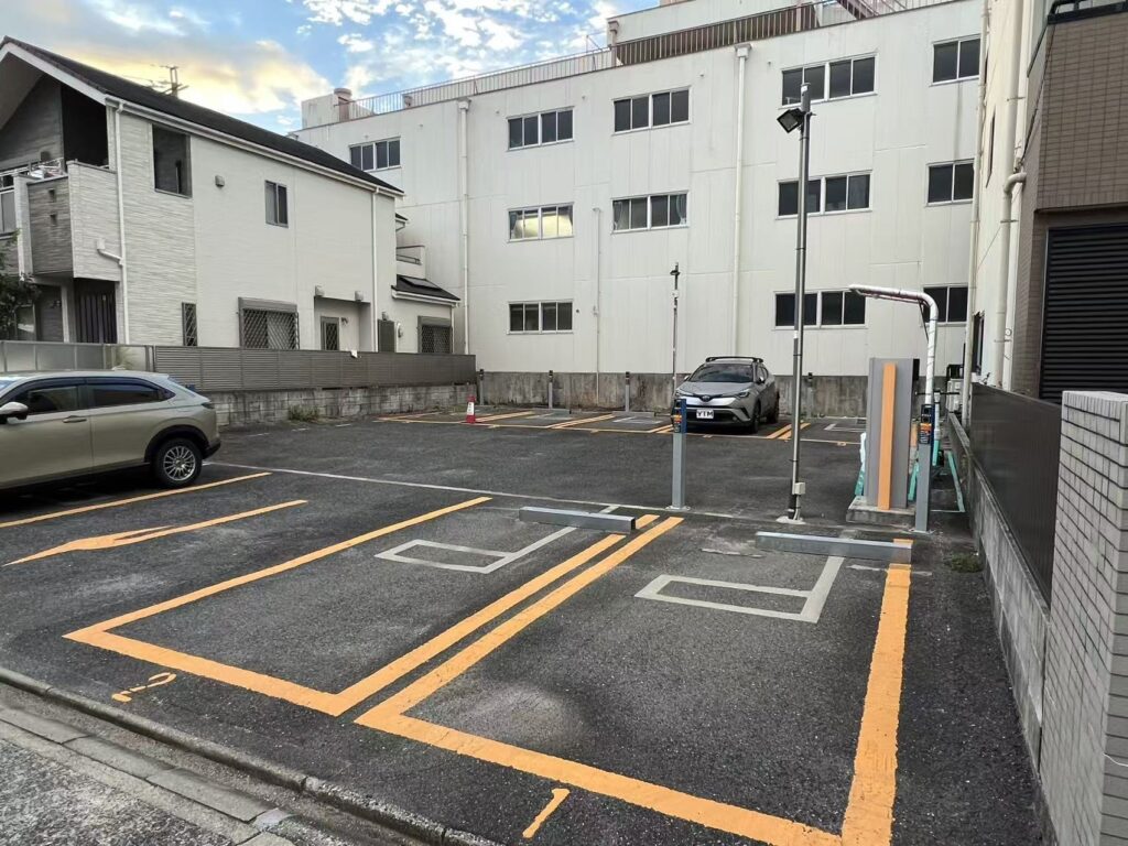 ワイティーエム YTM 看板のことならワイティーエム カンバン製造 space24 space二十四 コインパーキング設備 コインパーキング看板 SPACE シード PARKINGPAY 看板製作のワイティーエム チケパ ステパ シード 駐車場建設 二川 豊橋 名古屋 愛知 パークエイジ